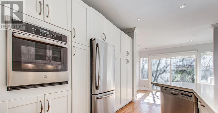 124 Glen Road, Toronto, ON, M4W 2W2 - 9
