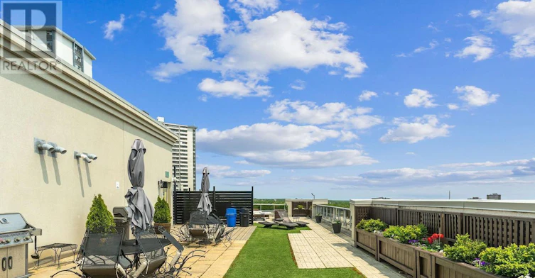 805-225 Wellesley Street E, Toronto, ON, M4X 1X8 - 26