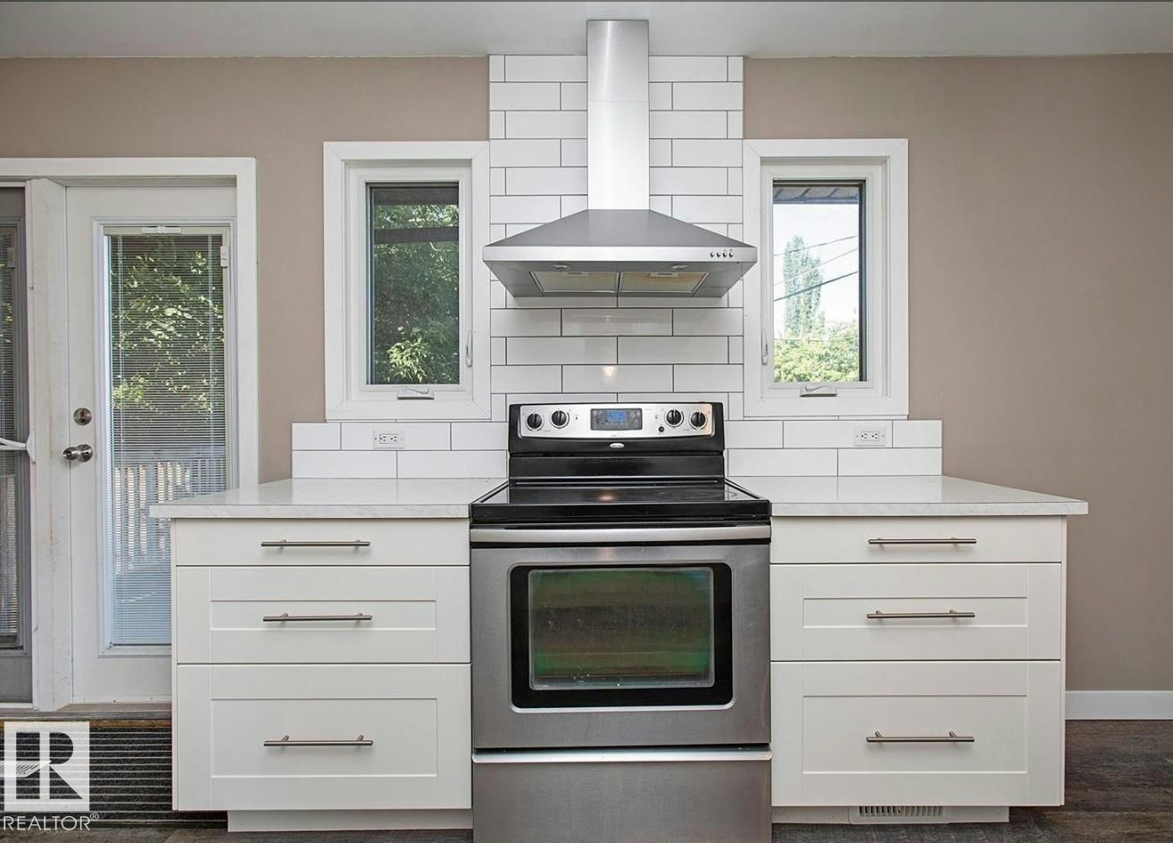 9072 52 Street NW - 4