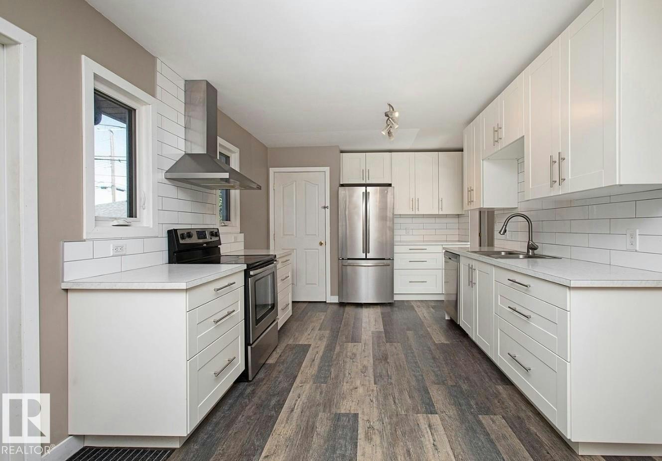 9072 52 Street NW, Edmonton, AB, T6B 1G2 - 6
