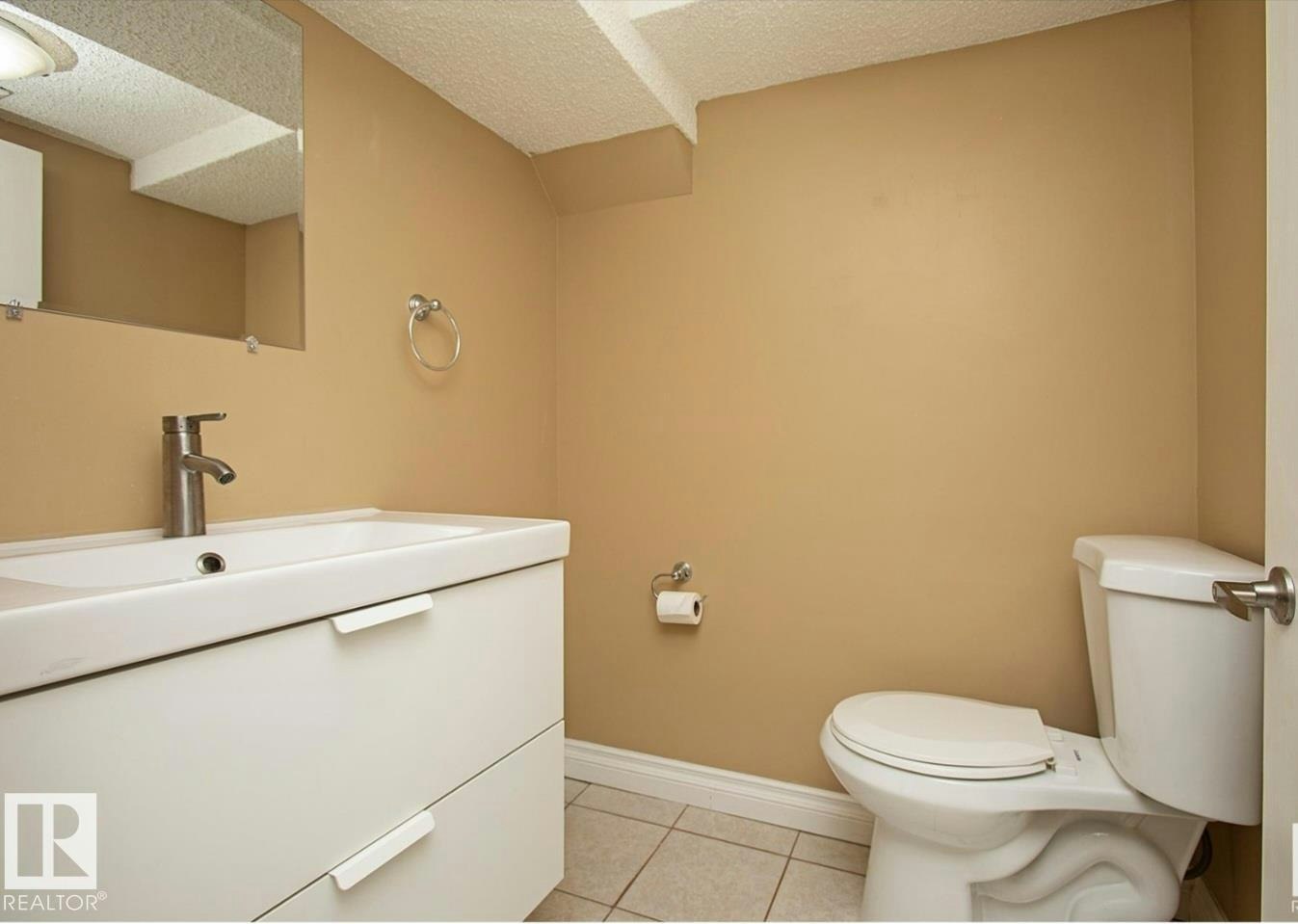 9072 52 Street NW, Edmonton, AB, T6B 1G2 - 21