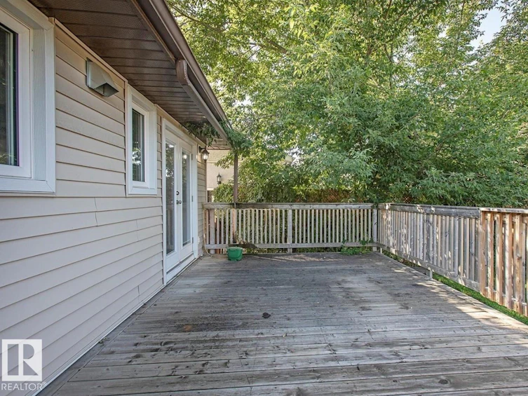 9072 52 Street NW, Edmonton, AB, T6B 1G2 - 25
