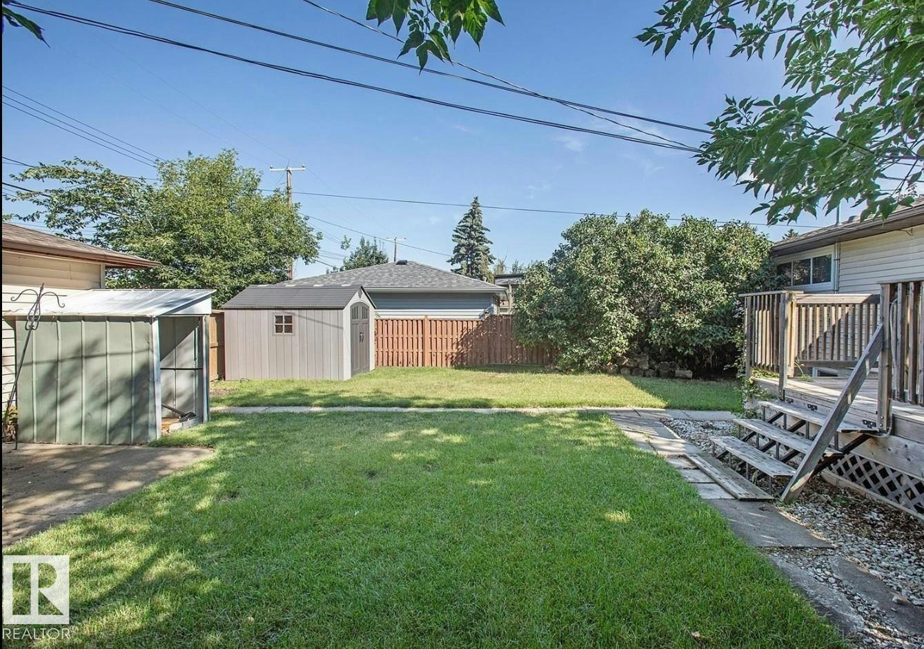 9072 52 Street NW, Edmonton, AB, T6B 1G2 - 24