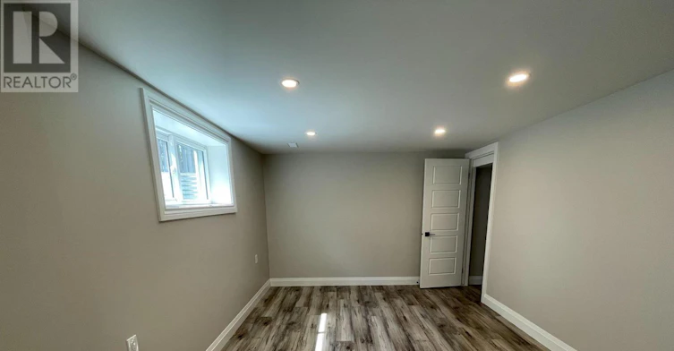 LOWER-24 Baroche Street, Hamilton, ON, L8V 4C7 - 4