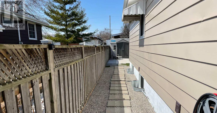 LOWER-24 Baroche Street, Hamilton, ON, L8V 4C7 - 11
