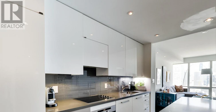 3606-8 The Esplanade Street, Toronto, ON, M5E 0A6 - 5