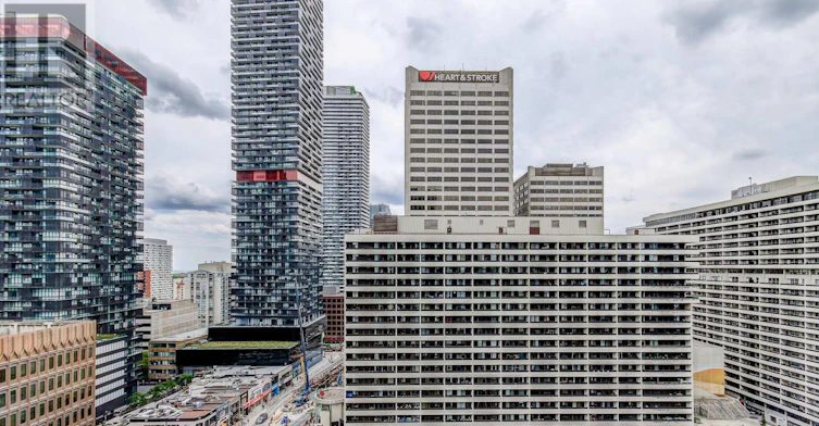 1205-33 Helendale Avenue, Toronto, ON, M4R 0A4 - 13