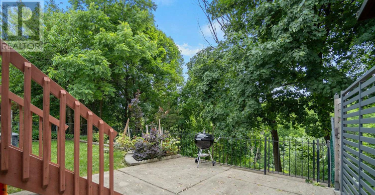 22 Beaucourt Road, Toronto, ON, M8Y 3G2 - 30