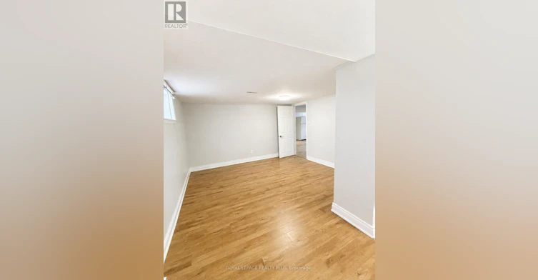 BSMT-389 Marf Avenue, Mississauga, ON, L5G 1T2 - 11