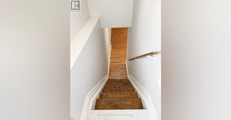 BSMT-389 Marf Avenue, Mississauga, ON, L5G 1T2 - 4