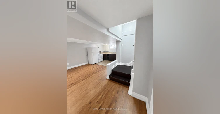 BSMT-389 Marf Avenue, Mississauga, ON, L5G 1T2 - 12
