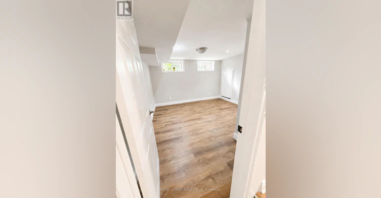 BSMT-389 Marf Avenue, Mississauga, ON, L5G 1T2 - 8
