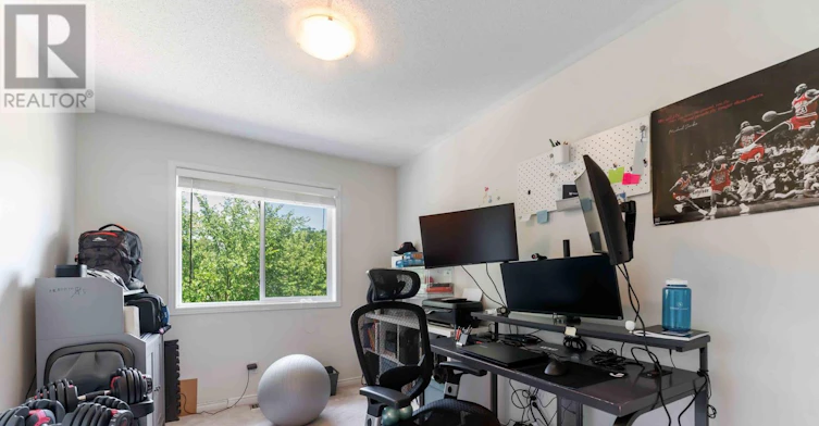 16 Cohen Avenue, Ottawa, ON, K2L 4E9 - 22