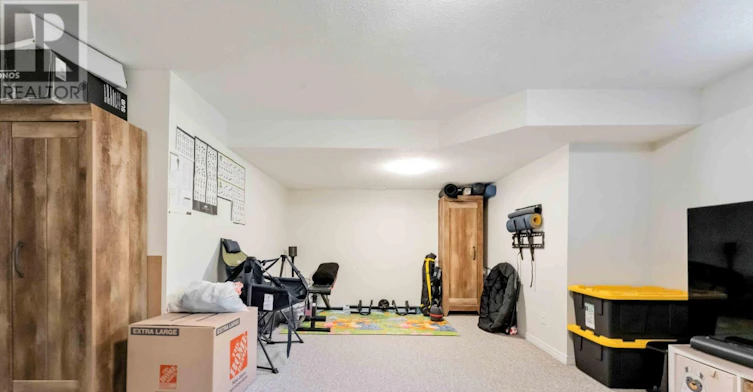 16 Cohen Avenue, Ottawa, ON, K2L 4E9 - 24