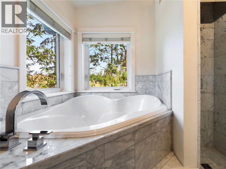142 Park Drive, Salt Spring Island, BC, V8K 2R7 - 11
