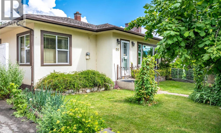 306 N 11th Avenue