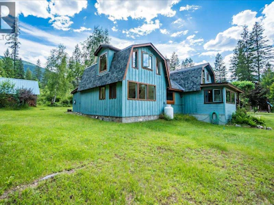 6042 Woodward Road - 4