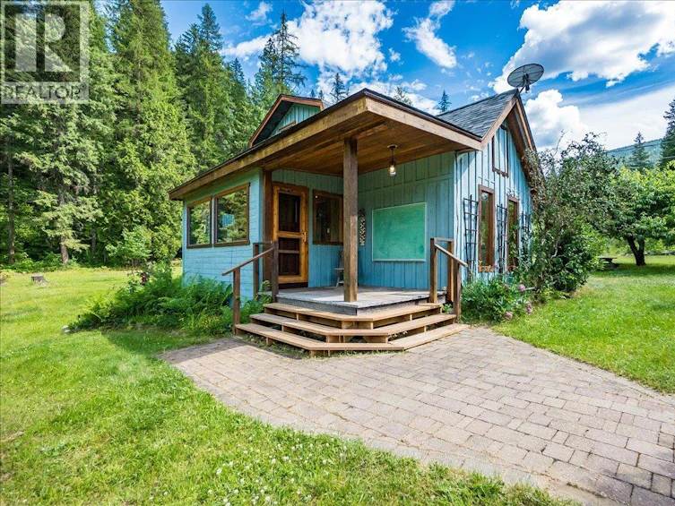6042 Woodward Road, Winlaw, BC, V0G 2G0 - 5