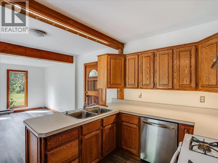 6042 Woodward Road, Winlaw, BC, V0G 2G0 - 11