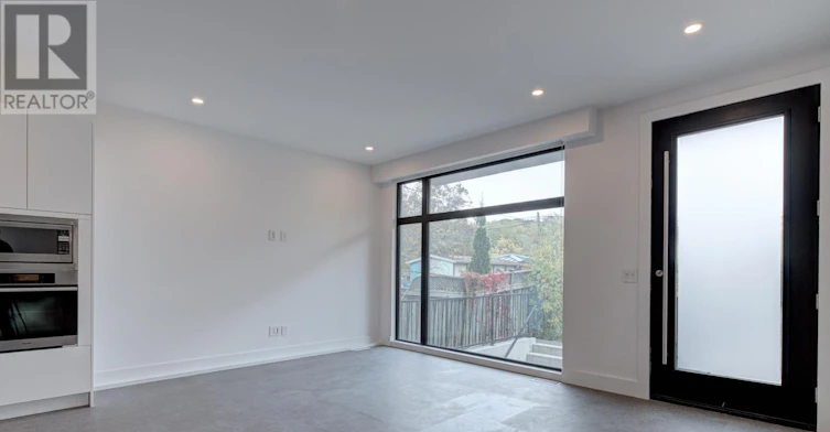 MAIN-531 Arlington Avenue, Toronto, ON, M6C 3A6 - 9