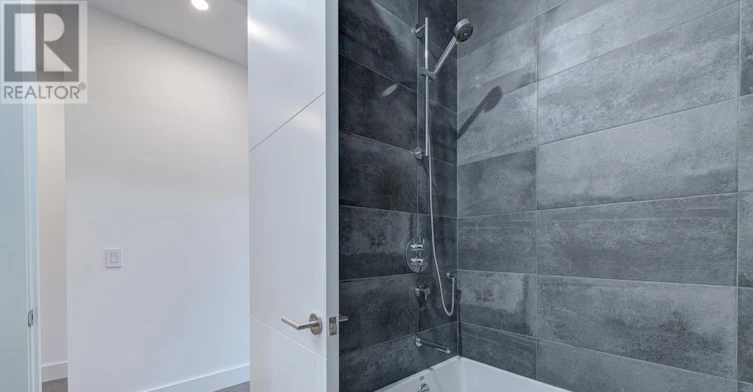 MAIN-531 Arlington Avenue, Toronto, ON, M6C 3A6 - 15
