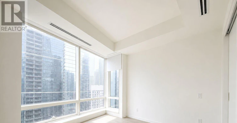 2407-180 University Avenue, Toronto, ON, M5H 0A2 - 7