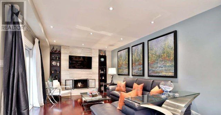 215 River Oaks Boulevard E, Oakville, ON, L6H 5N3 - 6