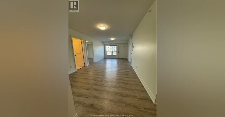 229-3370 Stella Crescent, Windsor, ON, N8T 3P7 - 2