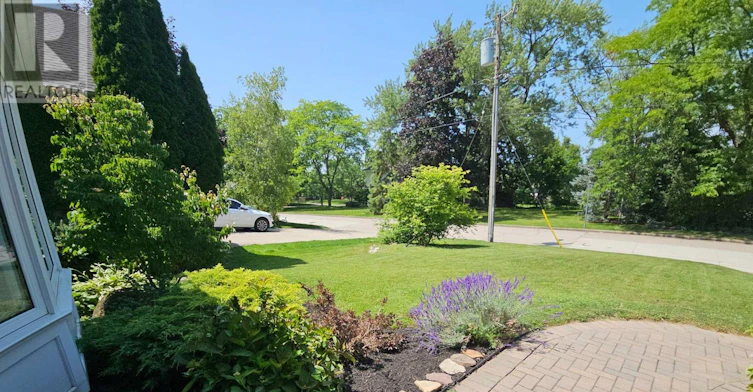 192 Woodside Drive, St. Catharines, ON, L2T 1X6 - 3