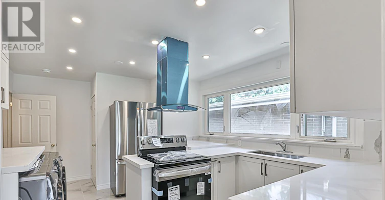 MAIN-6 Blithfield Avenue, Toronto, ON, M2K 1Y1 - 3