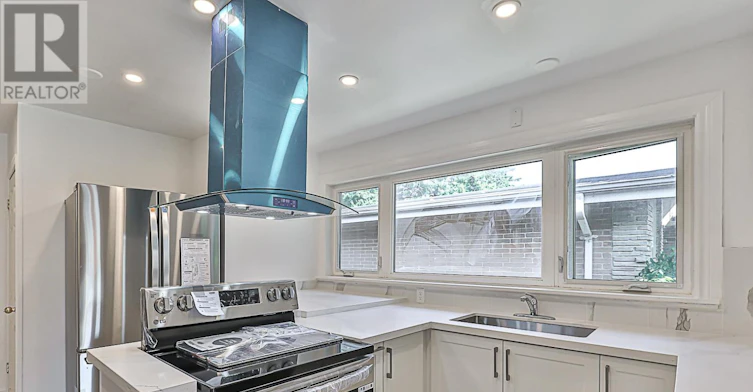 MAIN-6 Blithfield Avenue, Toronto, ON, M2K 1Y1 - 4