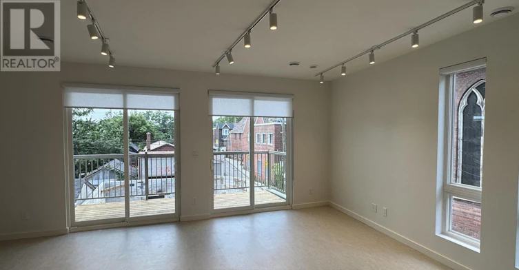 D-616 Delaware Avenue N, Toronto, ON, M6H 2V2 - 4