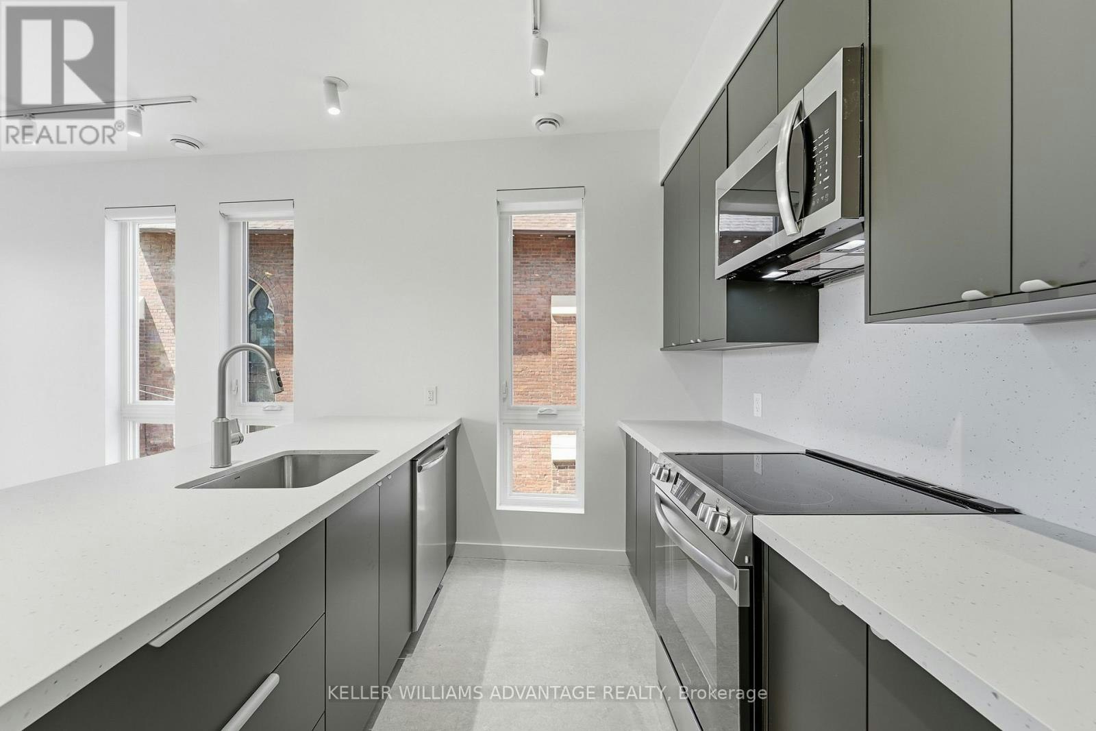 D-616 Delaware Avenue N, Toronto, ON, M6H 2V2 - 5