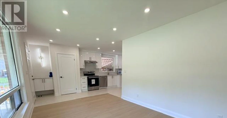 UPPER Level 6 Rosemarie Drive, Toronto, ON, M1R 3T8 - 3