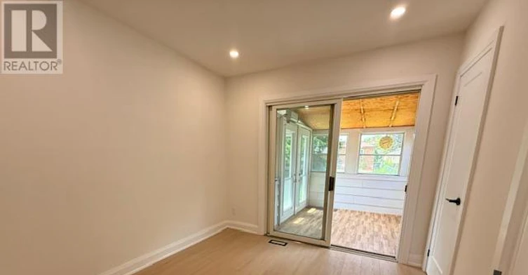 UPPER Level 6 Rosemarie Drive, Toronto, ON, M1R 3T8 - 10