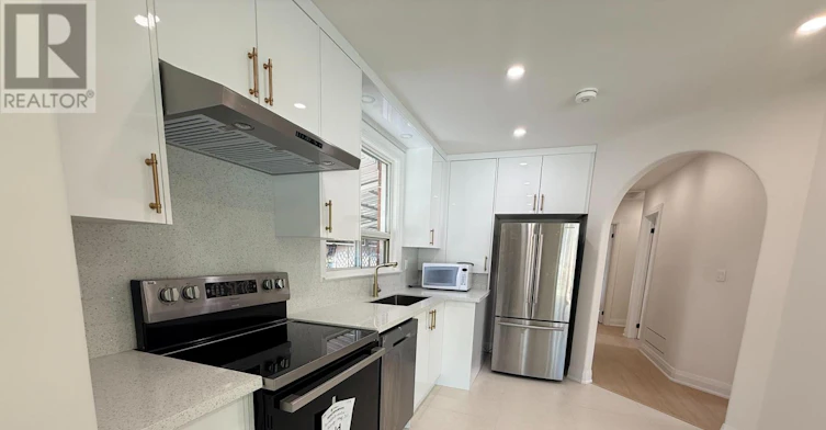 UPPER Level 6 Rosemarie Drive, Toronto, ON, M1R 3T8 - 2