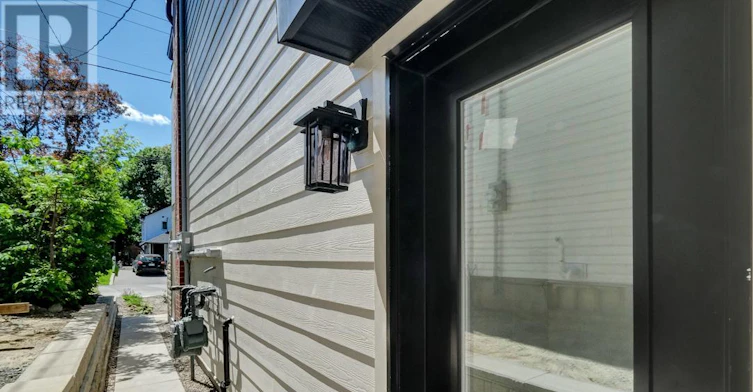 B-533 Broadhead Avenue, Ottawa, ON, K1Z 5R9 - 3