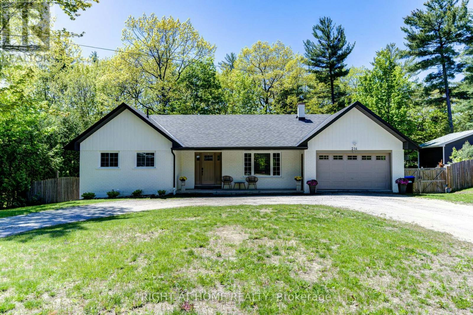 214 Desroches Trail, Tiny, ON, L9M 0H9