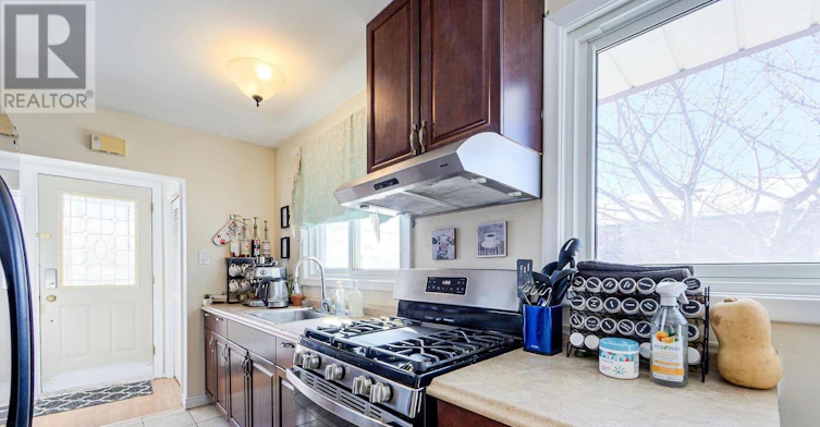 UPPER-151 Nugent Drive, Hamilton, ON, L8H 2N3 - 5