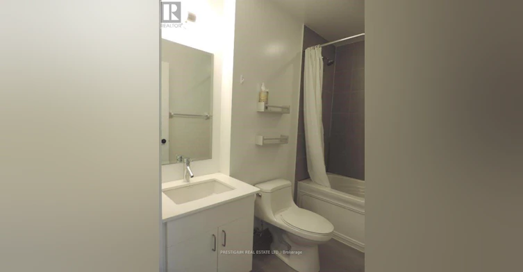 1702-426 University Avenue, Toronto, ON, M5G 1S9 - 7