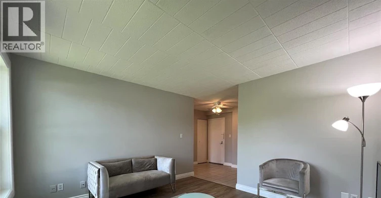 6563 Thornberry, Windsor, ON, N8T 3A6 - 6