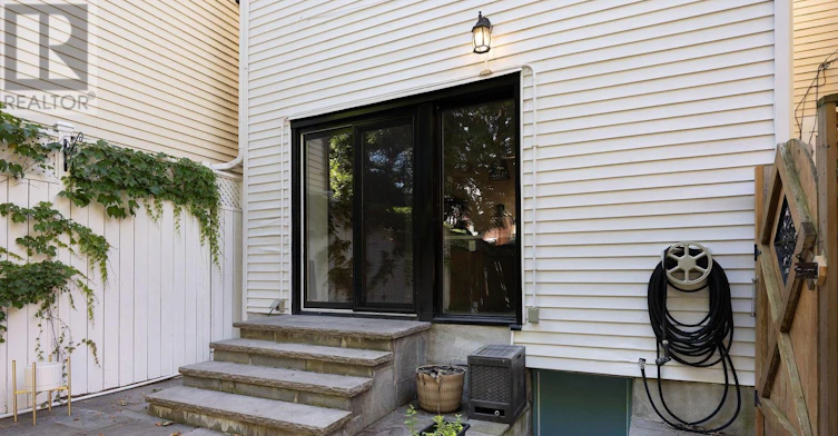 82 Frizzell Avenue, Toronto, ON, M4J 1E3 - 22