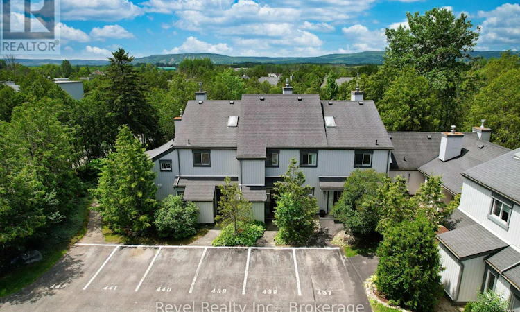 440 Oxbow Crescent W