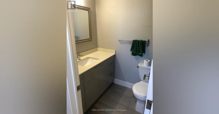 3-2174 Queen Street E, Toronto, ON, M4E 1E4 - 9