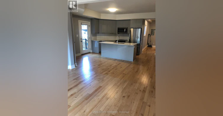 3-2174 Queen Street E, Toronto, ON, M4E 1E4 - 3