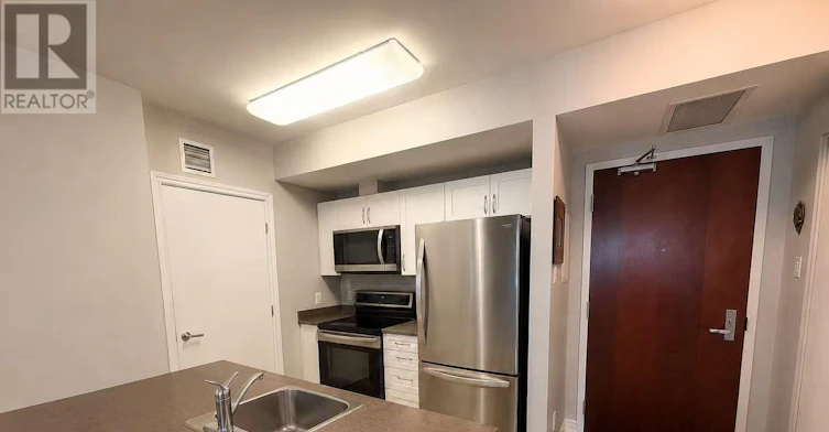 1007-234 Rideau Street, Ottawa, ON, K1N 0A9 - 7