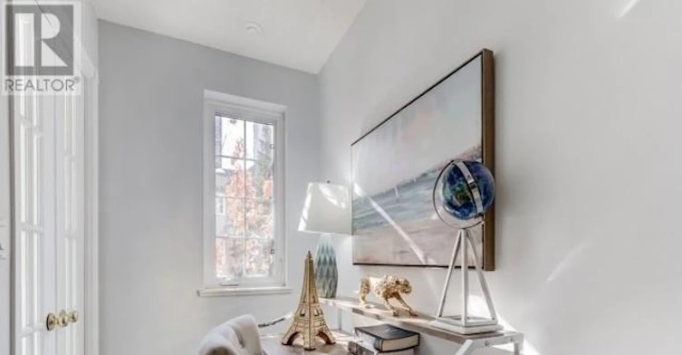 1530-28 Sommerset Way, Toronto, ON, M2N 6W7 - 11