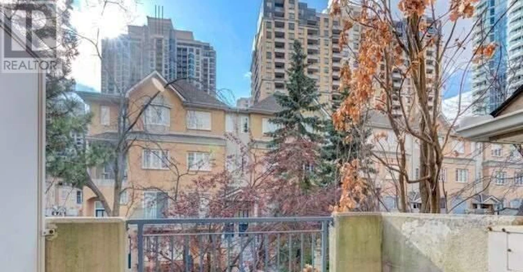 1530-28 Sommerset Way, Toronto, ON, M2N 6W7 - 17
