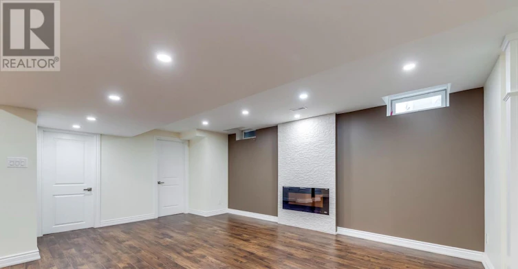 285 Great Lakes Boulevard, Oakville, ON, L6L 6V2 - 37