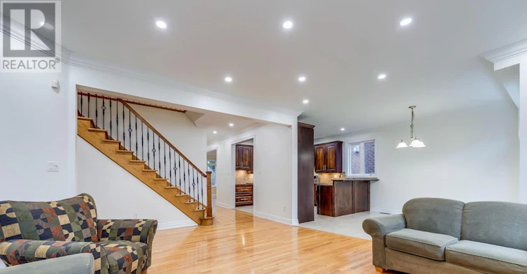 285 Great Lakes Boulevard, Oakville, ON, L6L 6V2 - 13